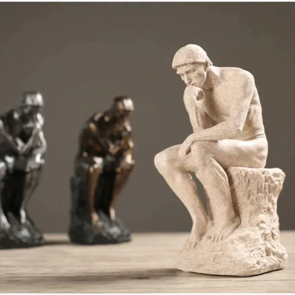 Sculpture ‘The Thinker’
