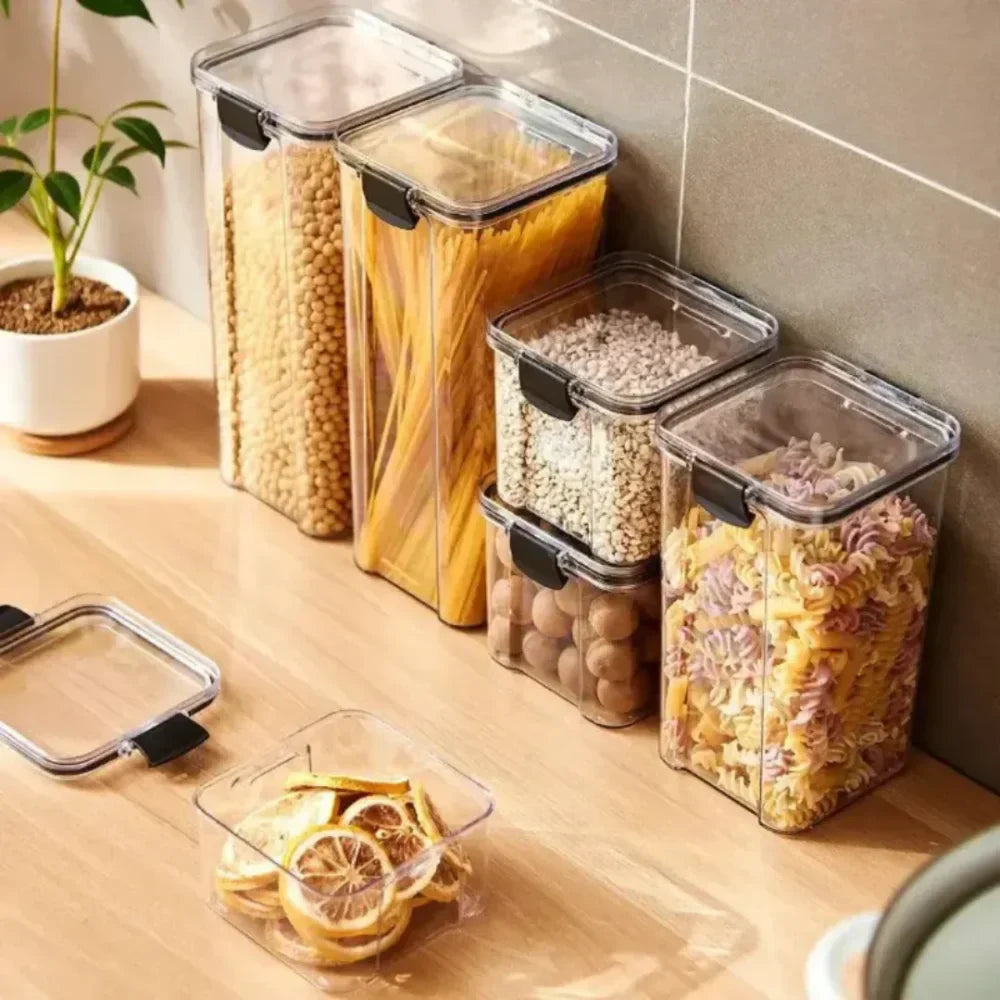 Kit with 3 Food Holders with Lock and Seal