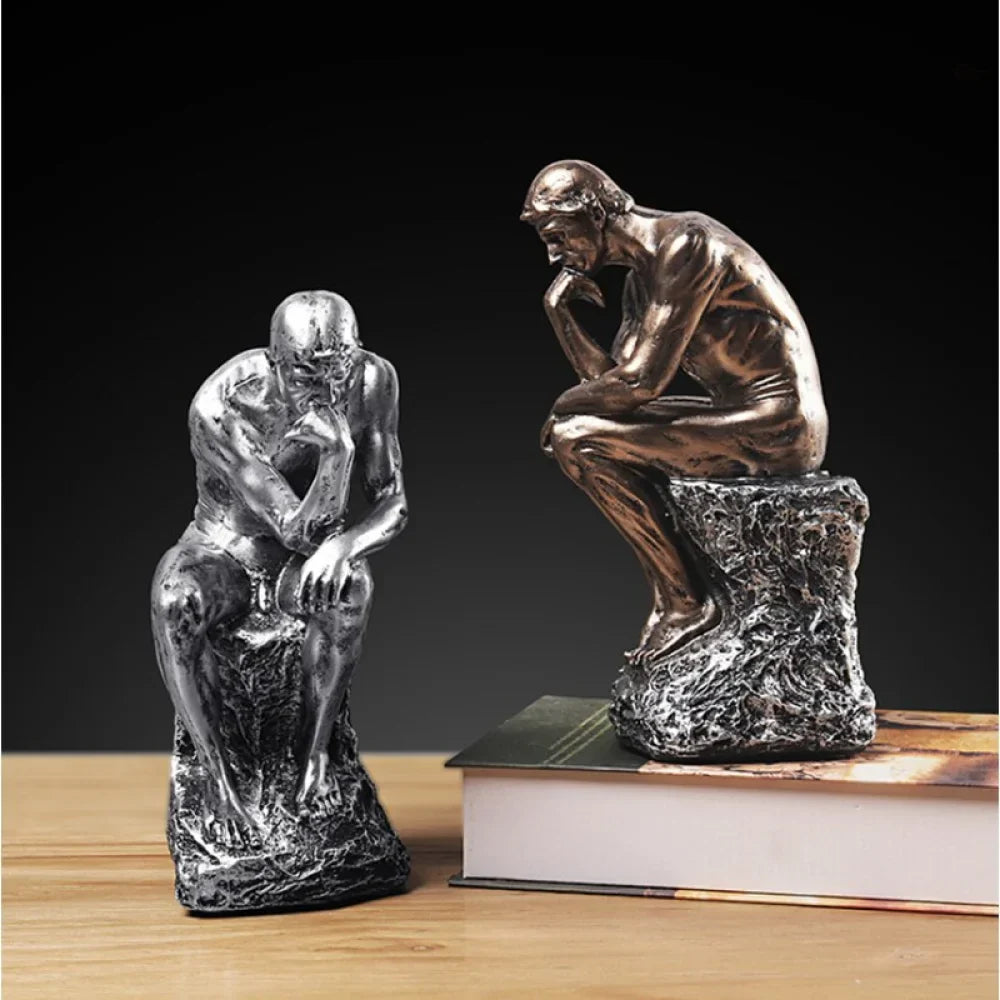 Sculpture ‘The Thinker’
